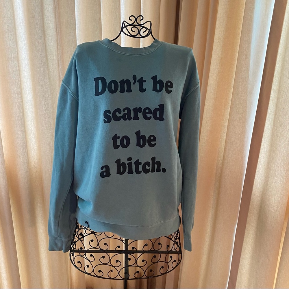 MTTM Alpine Green Graphic Sweatshirt size M